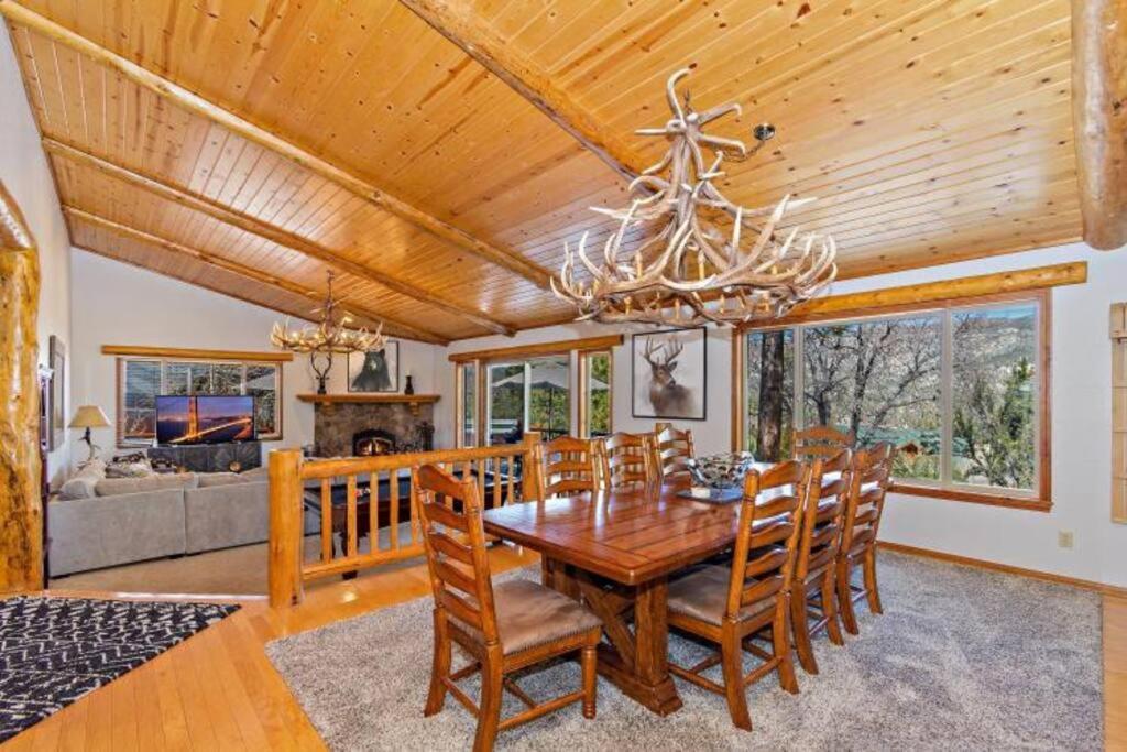 ביג בר לייק Custom Single Story Cabin With Jacuzzi Pool Table & Big Game Room With Arcade Games מראה חיצוני תמונה